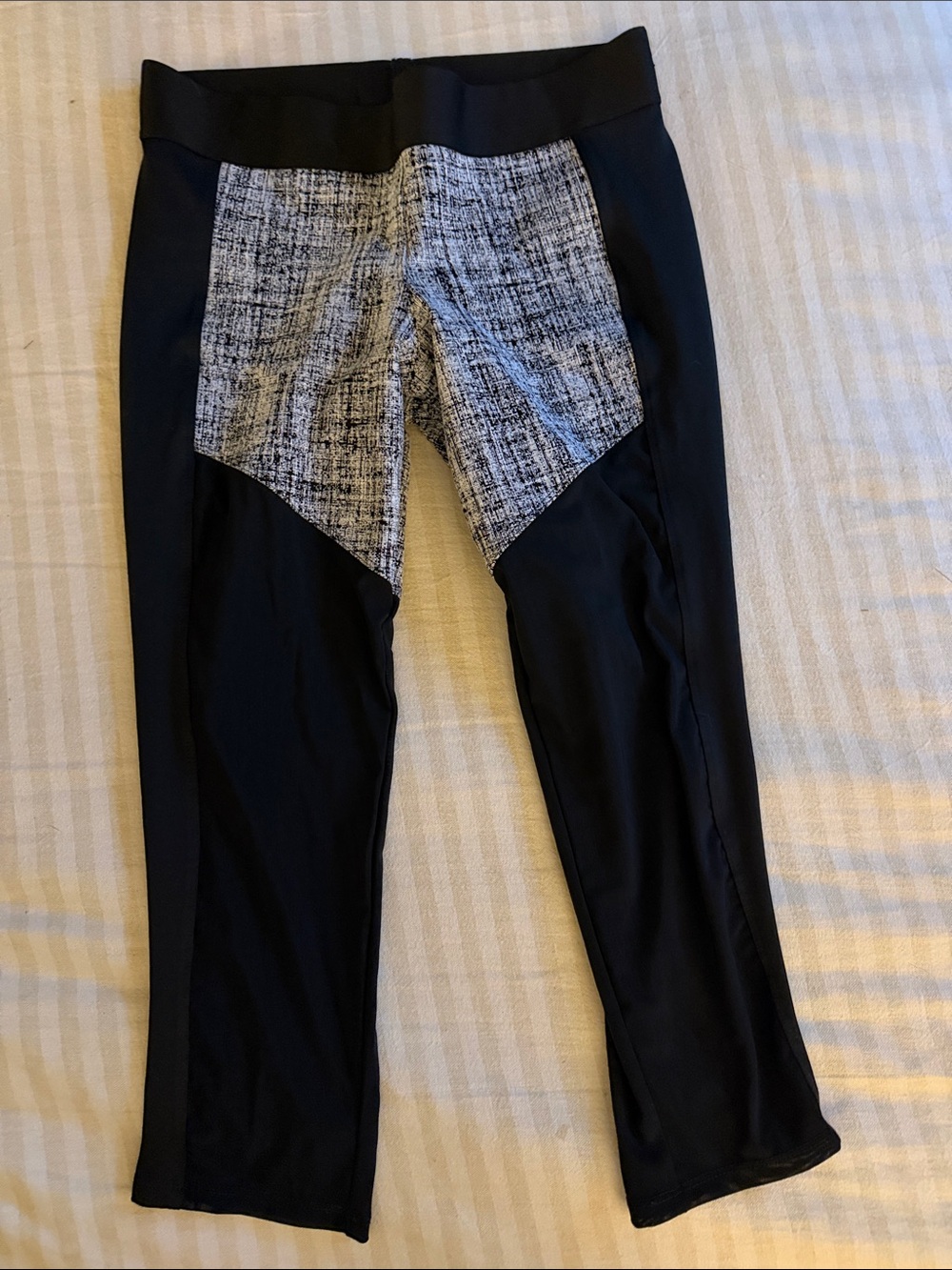 Heroine Sport Black Leggings with Heather Gray Panel and mesh legs